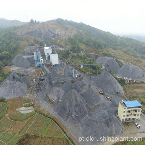 Linha de esmagamento Gabbro de alto rendimento, energia híbrida, carbono, design neutro, pedreira no Oriente Médio, empreiteiro EPC pronto para uso